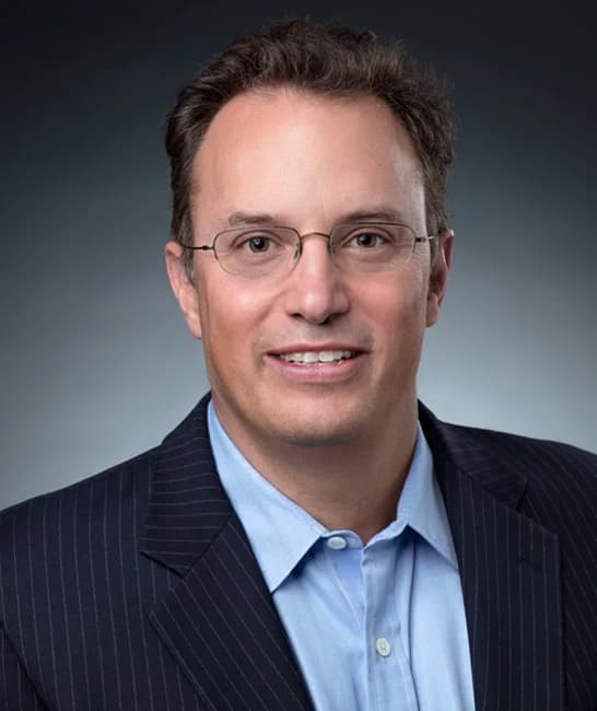 Portrait of Leonard Tannenbaum, founder of Advanced Flower Capital